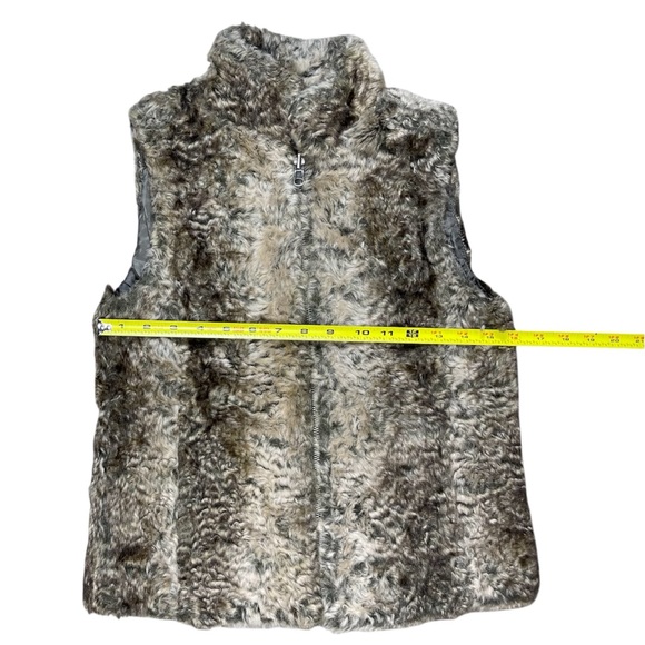 Gap Kids Girls Animal Print Faux Fur Full Zip Vest with Pockets, XL - Picture 11 of 11